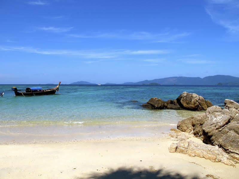 ปิติอุซัส บีช รีสอร์ท เกาะหลีเป๊ะ ภายนอก รูปภาพ